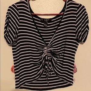 Crop-top